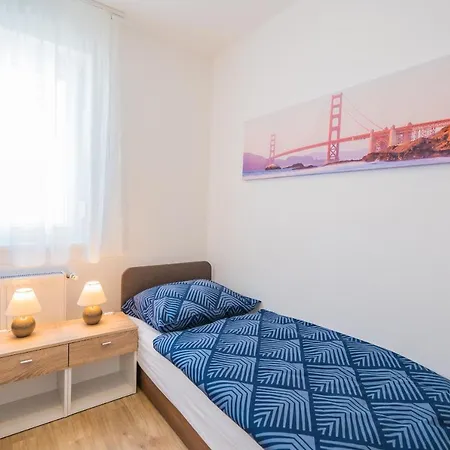 Gemini I., Iii. Apartament *