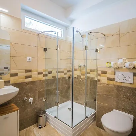 Gemini I., Iii. Apartment *