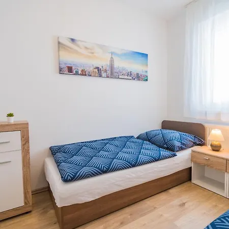 Apartman Gemini I., Iii.