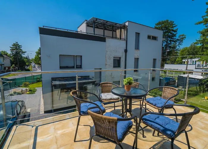 Gemini I., Iii. דירה